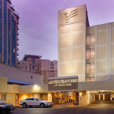 American Inn Of Бъдезда Екстериор снимка